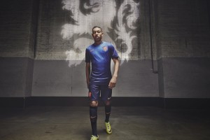 乐鱼体育官网登录-国米欧冠4连胜狂揽840万奖金！赢球却藏2大难题，齐沃遭质疑，3500万中场恐离队